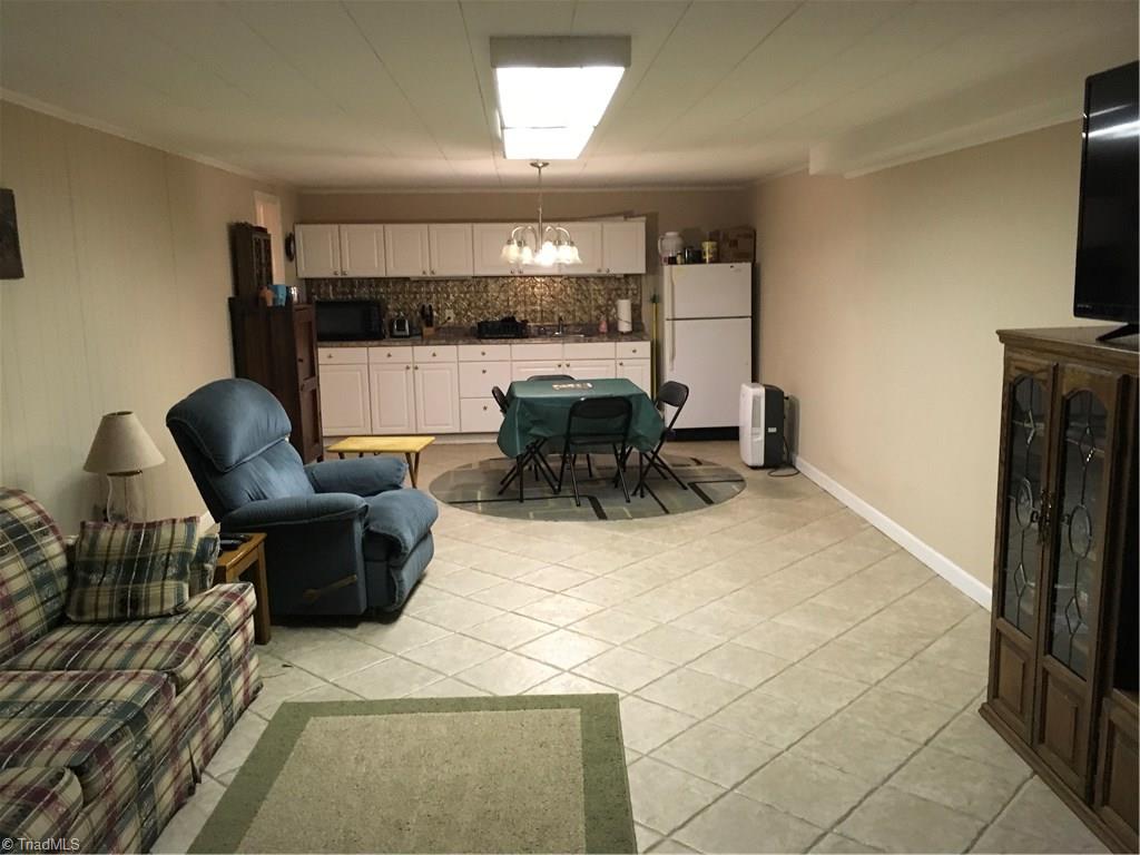 559 Reeves Mill Road Mount Airy, NC 27030 - Photo 26 of 30 Downstairs living area