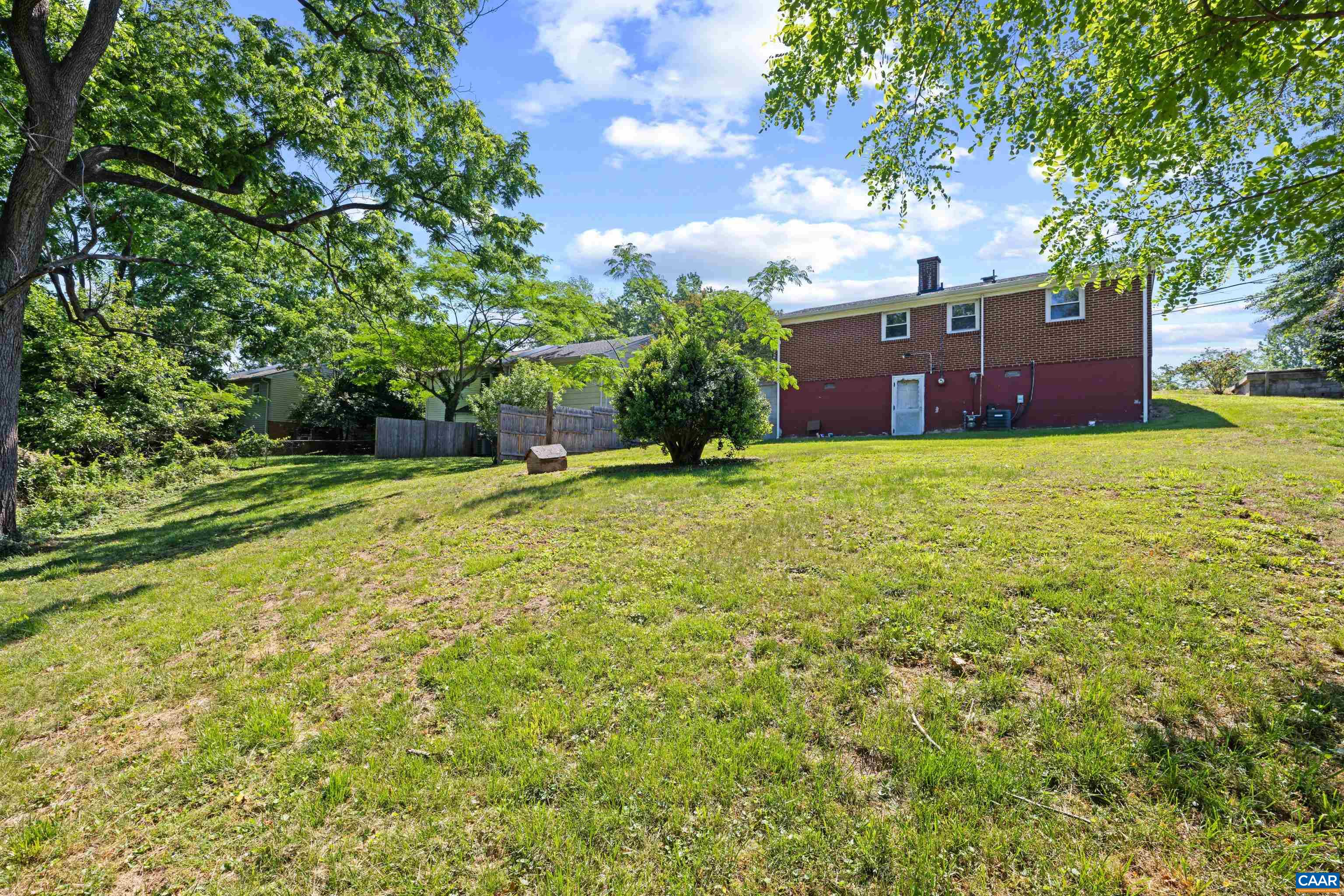 837 Ridge Street Charlottesville, VA 22902 - Photo 37 of 55