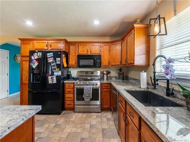 $155,000 | 210 East Miller Street, Iowa, LA 70647