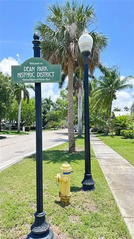 $399,900 | 2615-2617 Michigan Avenue, Fort Myers, FL 33916