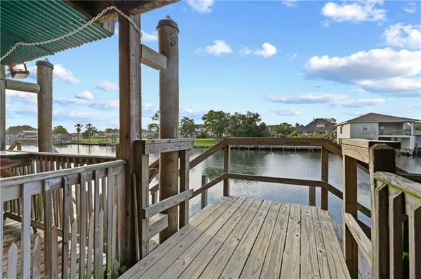 $1,100 | 4800 Pontchartrain Drive, Unit 5, Slidell, LA 70458