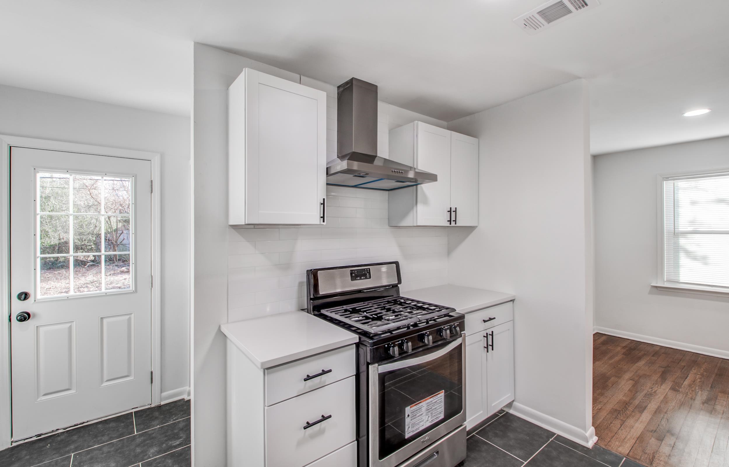 4293 Cherrydale Road Memphis, TN 38111 - Photo 8 of 17 Gallery Image 8