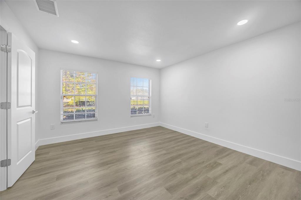 11728 Raintree Drive Temple Terrace, FL 33617 - Photo 17 of 41