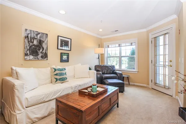 $4,500 | 213 Waterside Close, Unit CLOSE, Peekskill, NY 10566