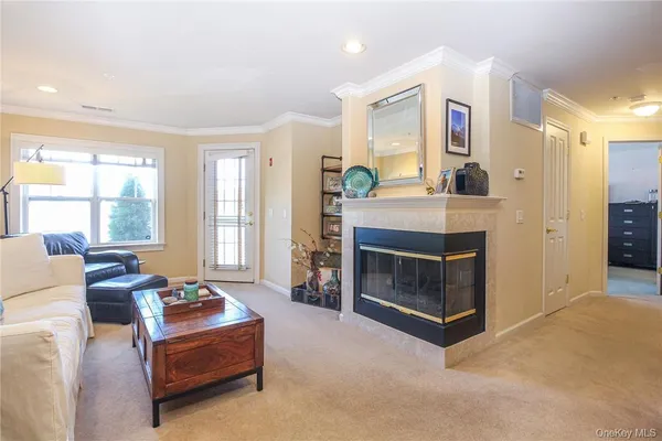 $4,500 | 213 Waterside Close, Unit CLOSE, Peekskill, NY 10566