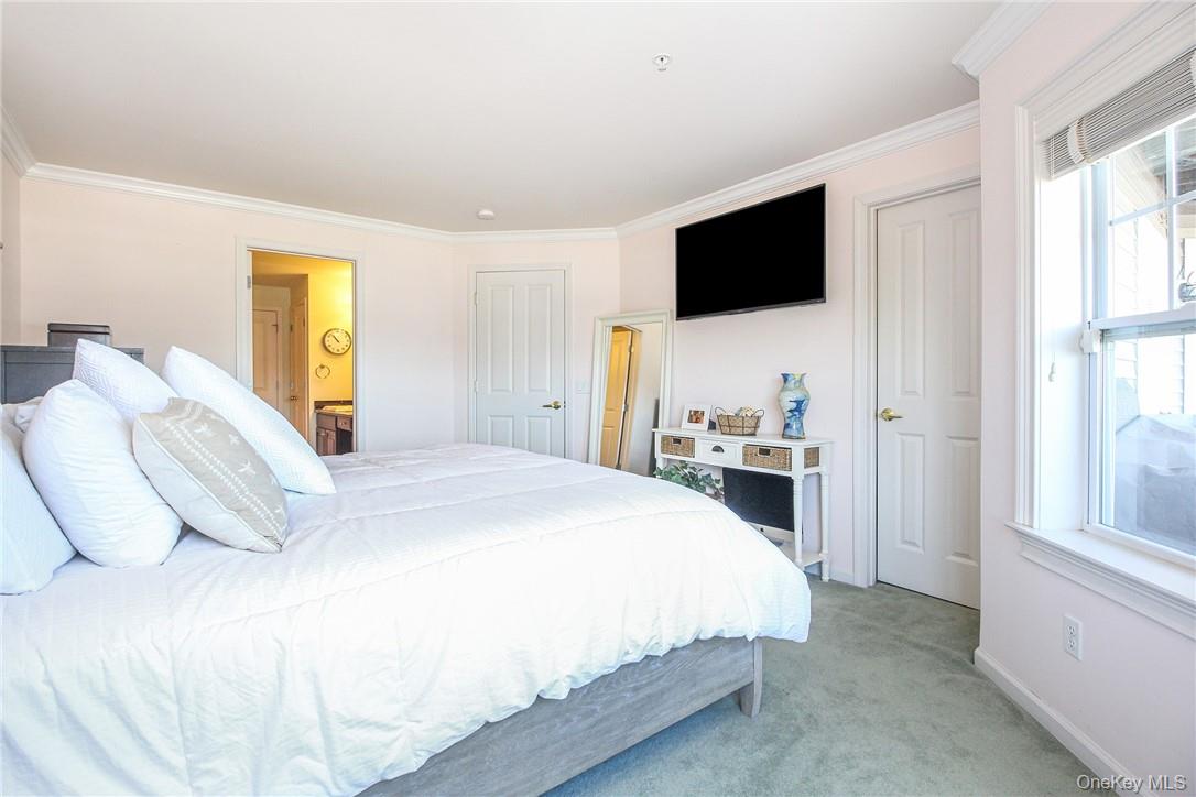 213 Waterside Close, Unit CLOSE Peekskill, NY 10566 - Photo 18 of 33