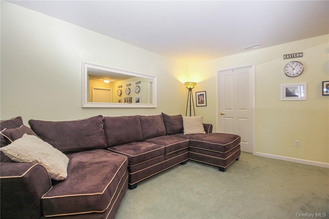 213 Waterside Close, Unit CLOSE Peekskill, NY 10566 - Photo 23 of 33