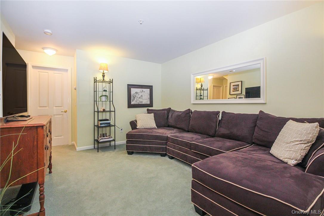 213 Waterside Close, Unit CLOSE Peekskill, NY 10566 - Photo 24 of 33