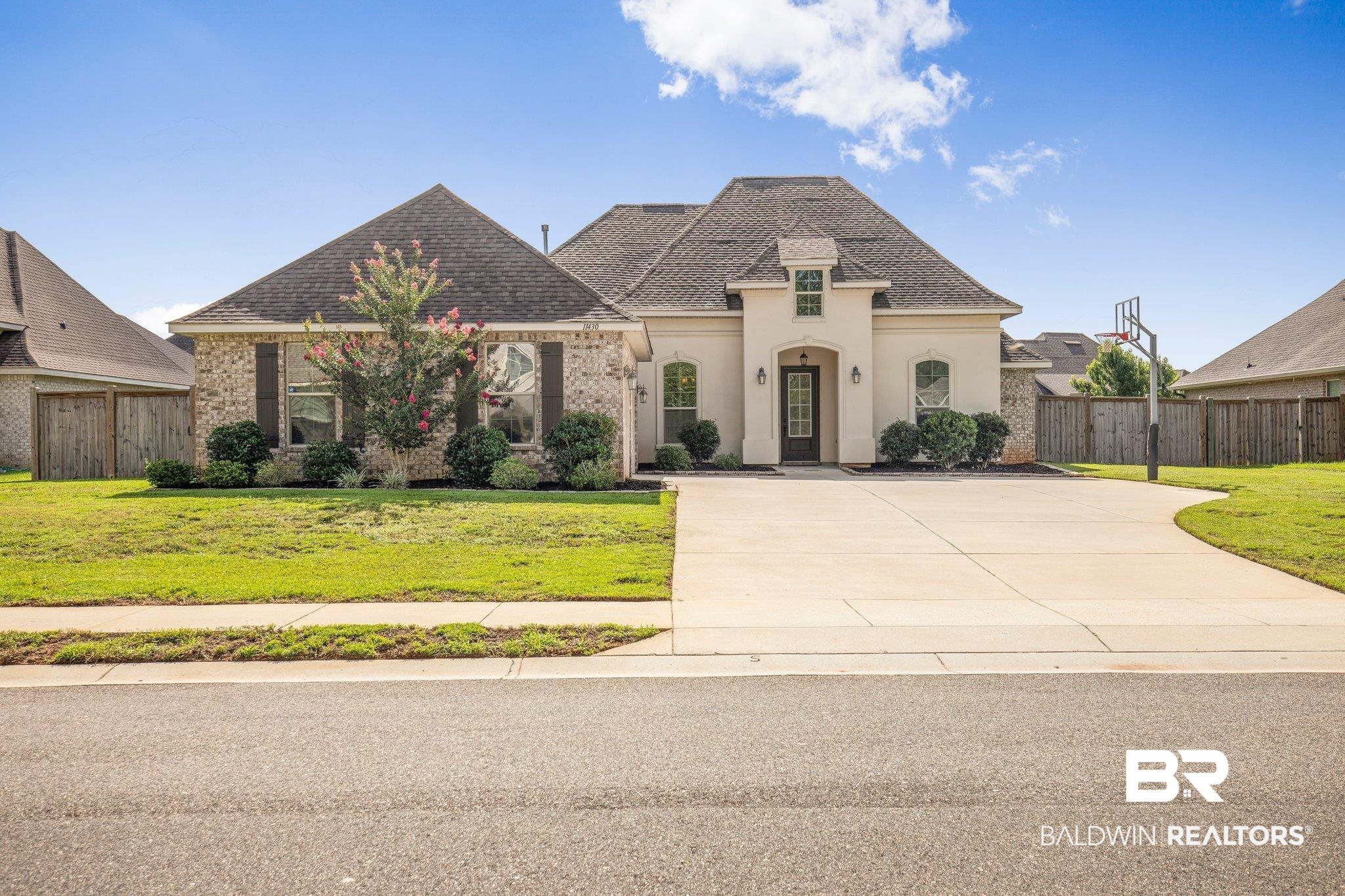 11430 Alabaster Drive Daphne, AL 36526 - Photo 2 of 23