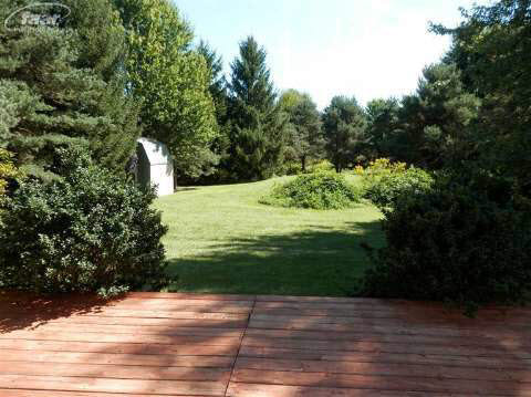 8294 Mabley Hill Road Fenton, MI 48430 - Photo 18 of 19 20373091-17.JPG