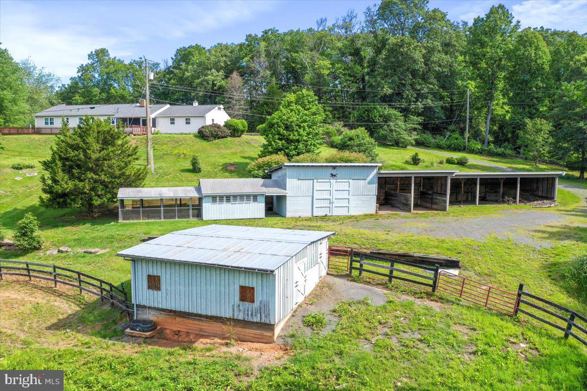 6025 Coon Tree Road The Plains, VA 20198 - Photo 35 of 48 Gallery Image 35