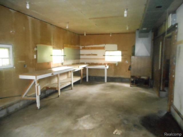 7625 Exeter Road Monroe, MI 48162 - Photo 6 of 23 6.JPG