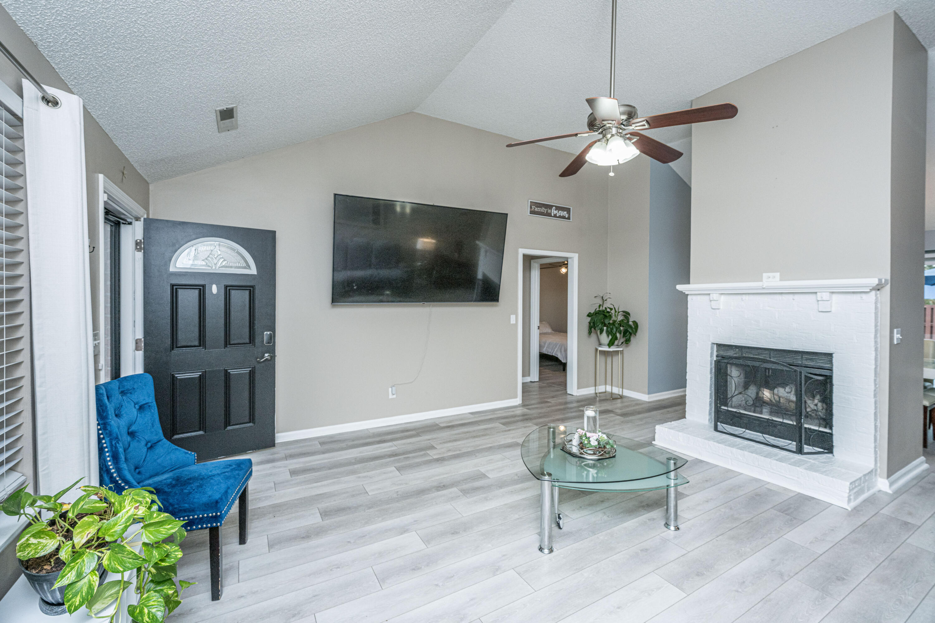 303 Houston Drive Ladson, SC 29456 - Photo 5 of 47 303HoustonDr009