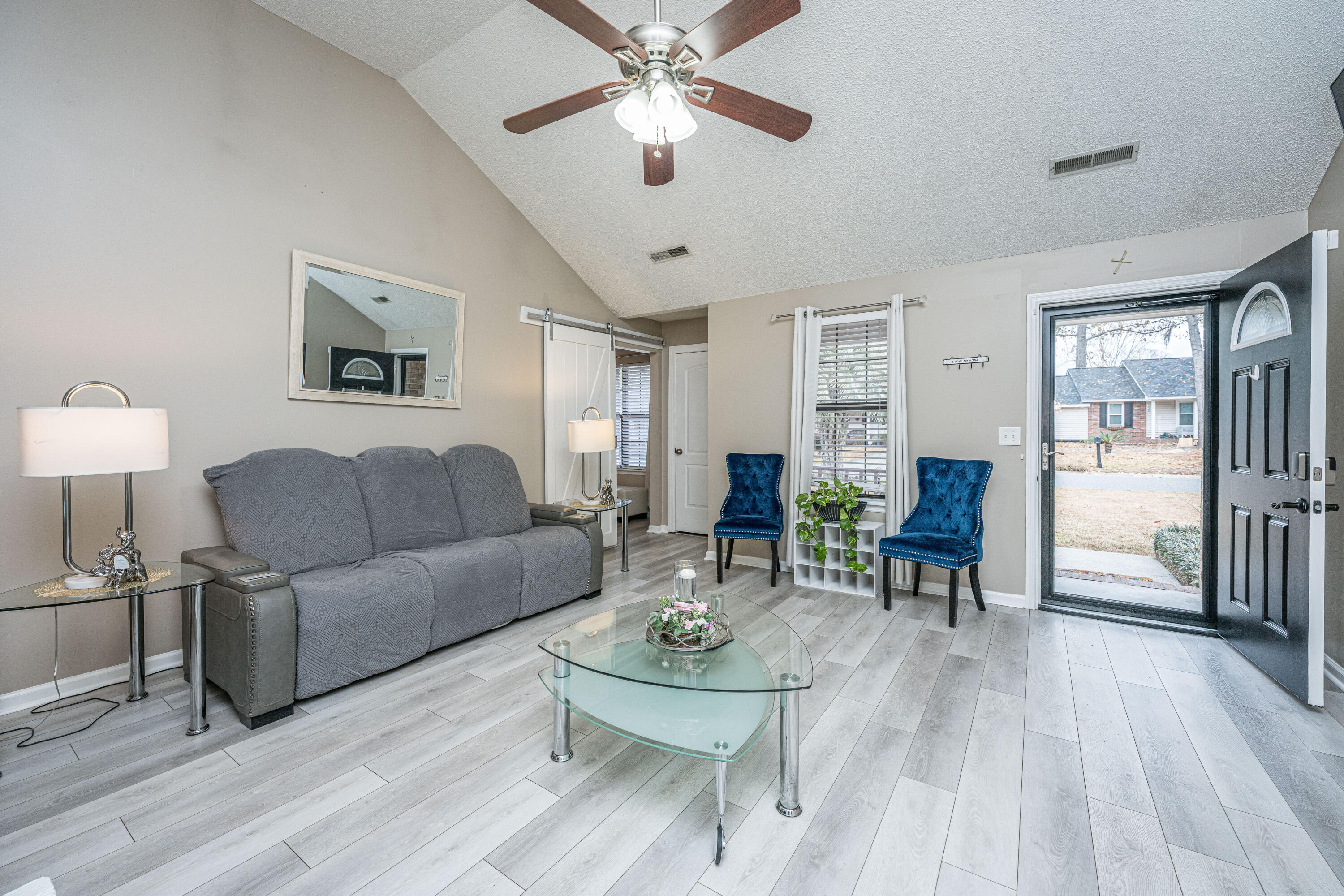 303 Houston Drive Ladson, SC 29456 - Photo 6 of 47 303HoustonDr010