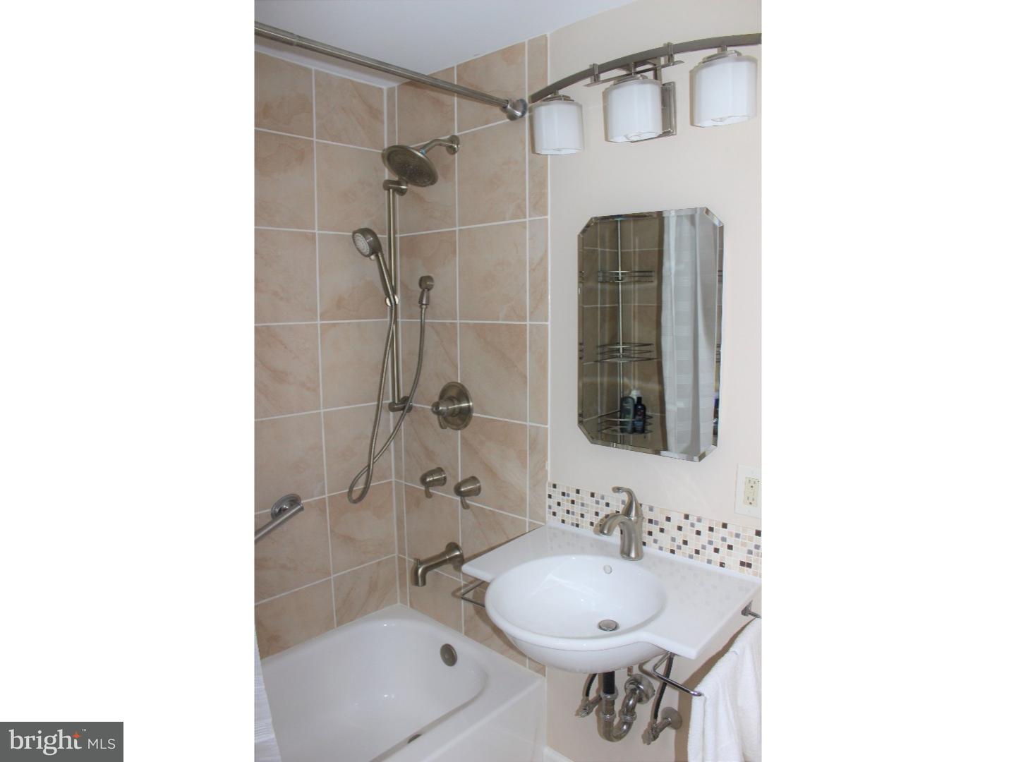407 Crest Road Oreland, PA 19075 - Photo 18 of 25 Bathroom