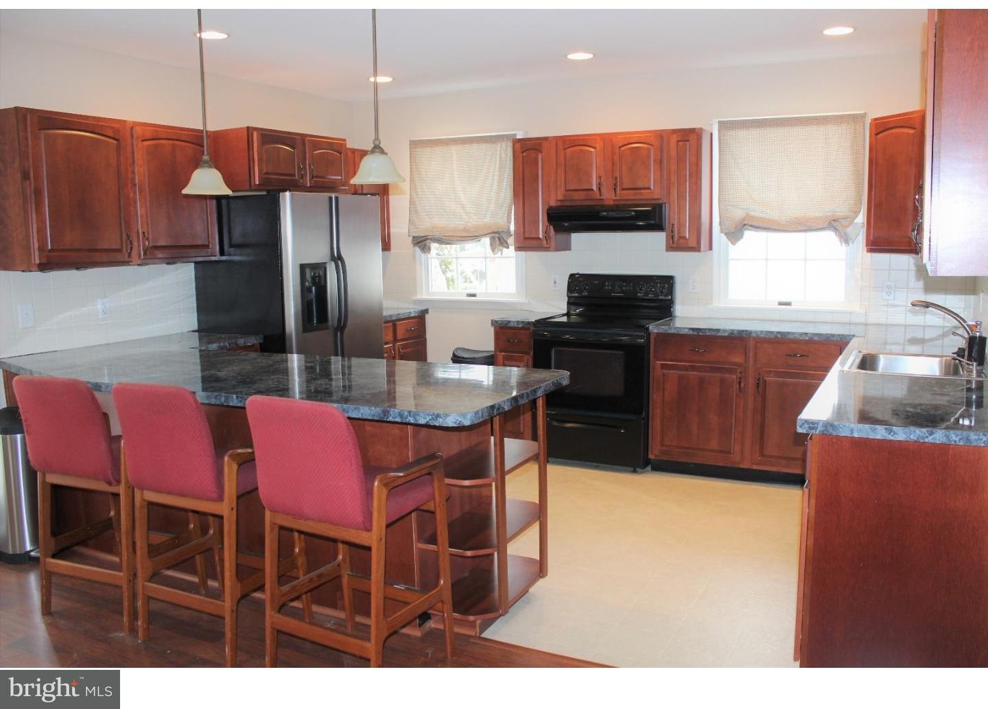 407 Crest Road Oreland, PA 19075 - Photo 7 of 25 Kitchen