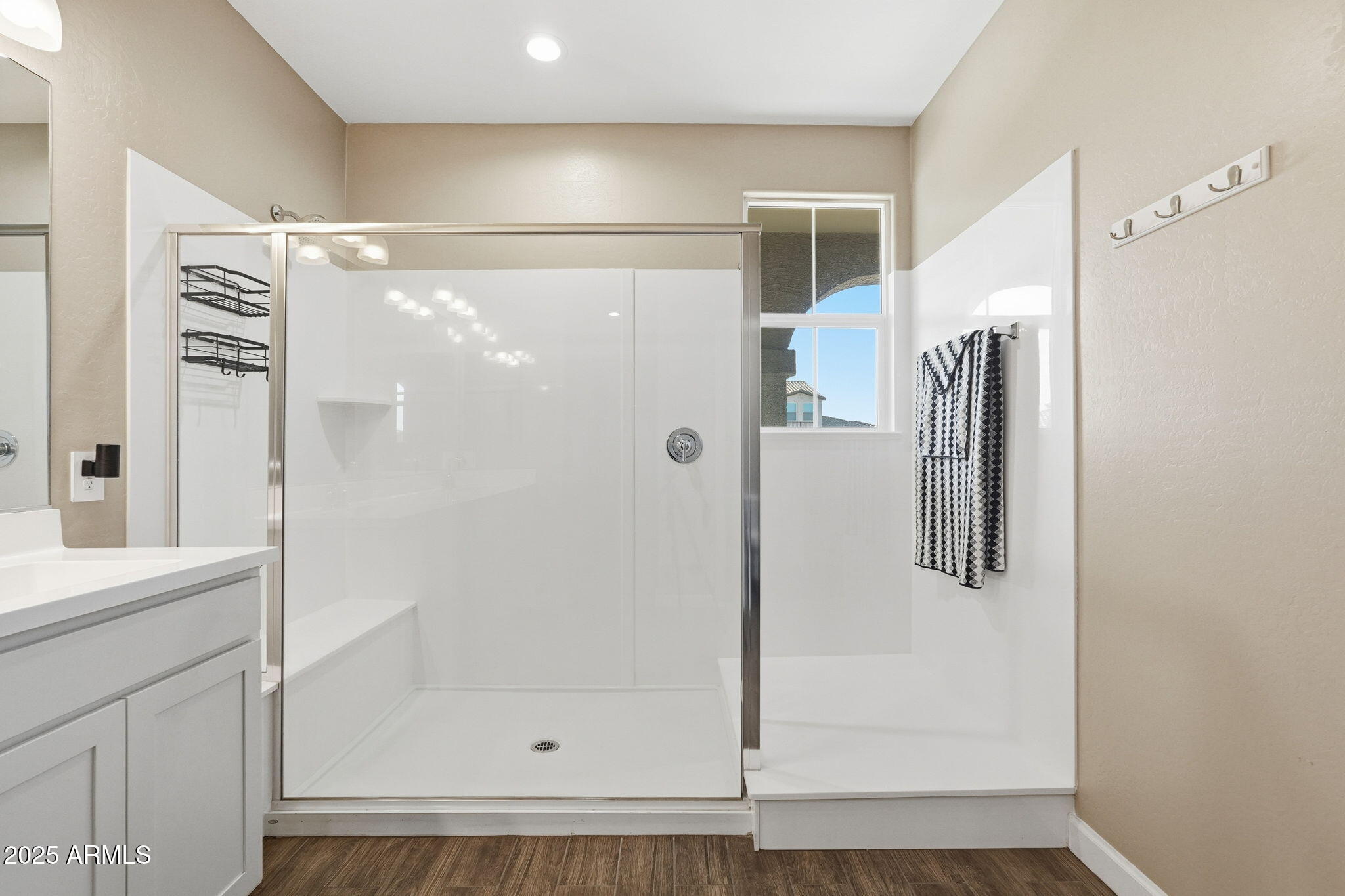 1255 North Arizona Avenue, Unit 1323 Chandler, AZ 85225 - Photo 24 of 30 a bathroom with a bathtub and a shower