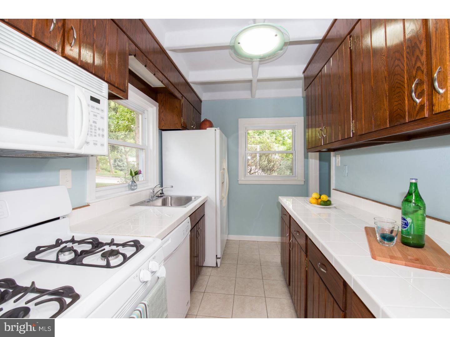 8301 MacArthur Road Wyndmoor, PA 19038 - Photo 11 of 20 Gallery Image 11