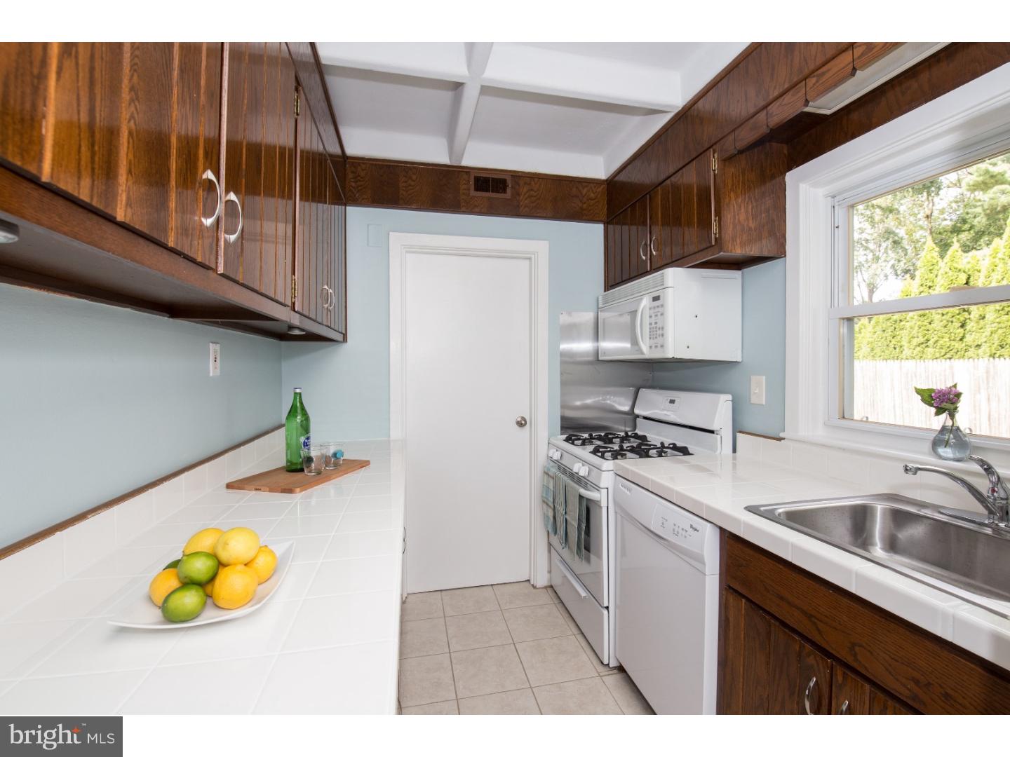 8301 MacArthur Road Wyndmoor, PA 19038 - Photo 10 of 20 Gallery Image 10