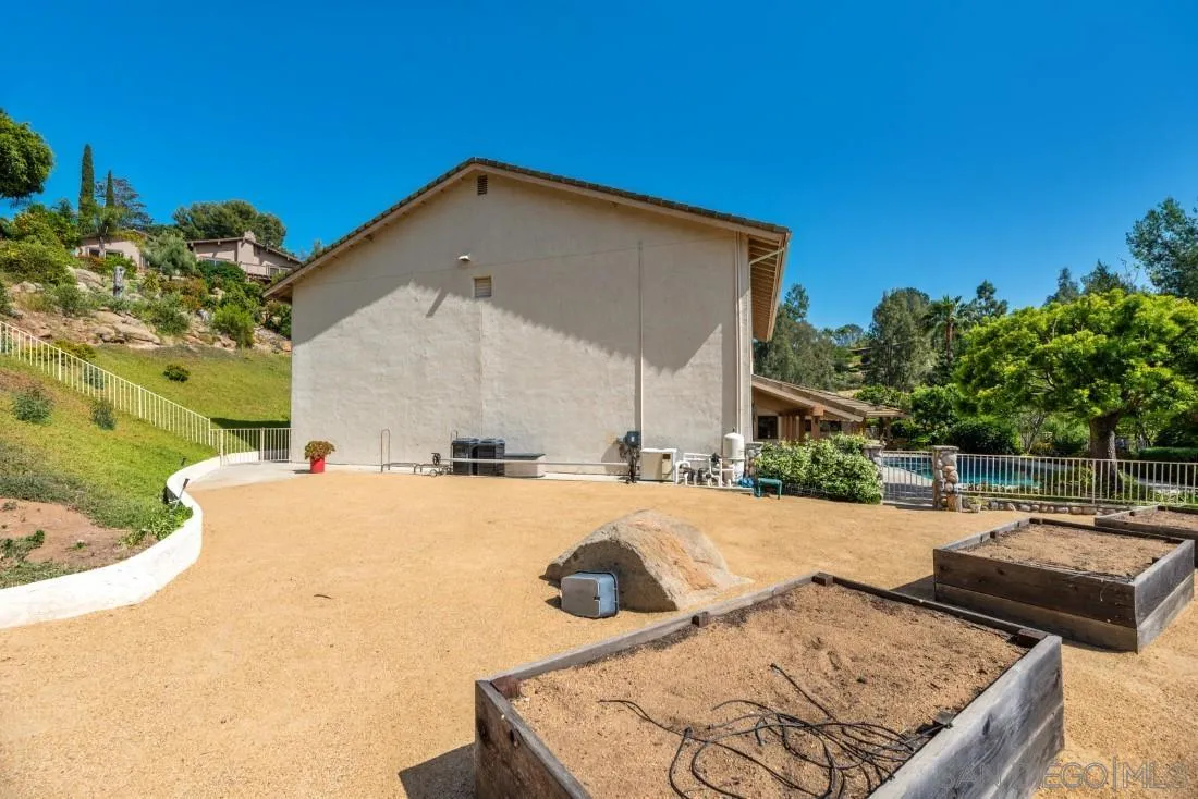 13260 Glen Circle Road Poway, CA 92064 - Photo 52 of 53 a view of a house with pool and sitting area