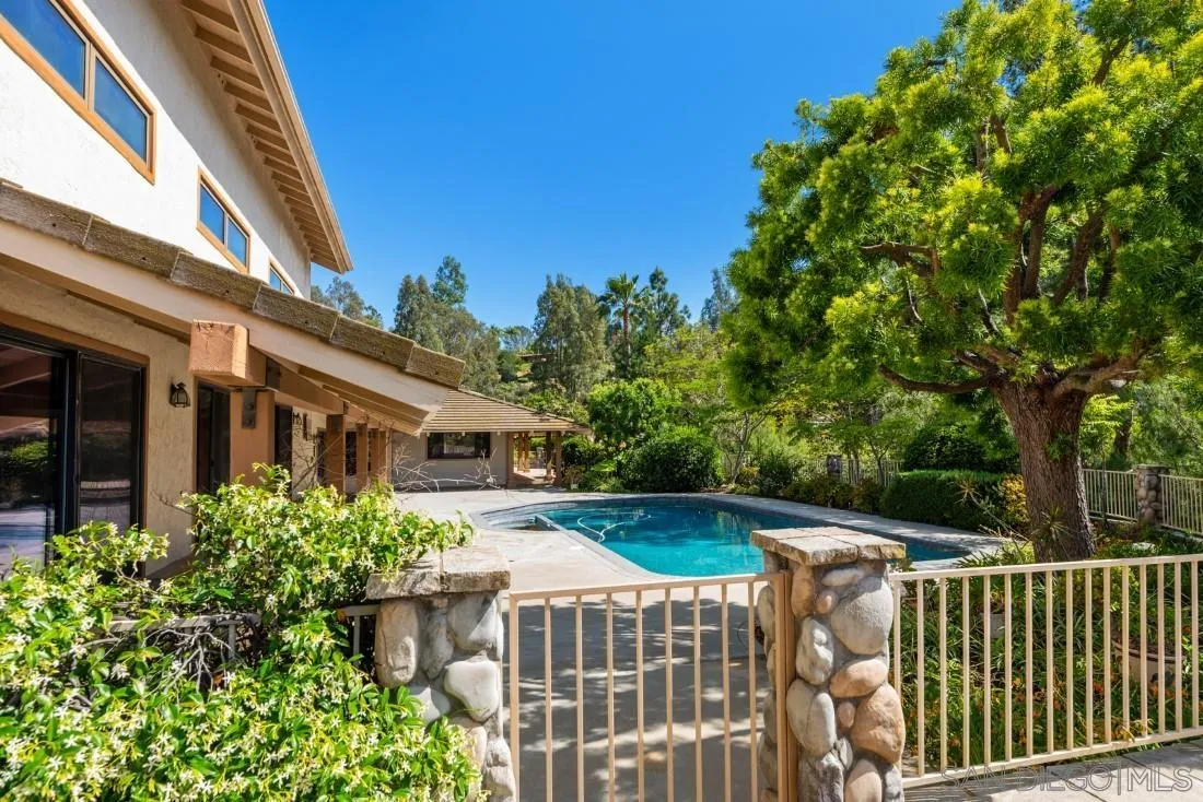 13260 Glen Circle Road Poway, CA 92064 - Photo 53 of 53 a view of a house with backyard and sitting area