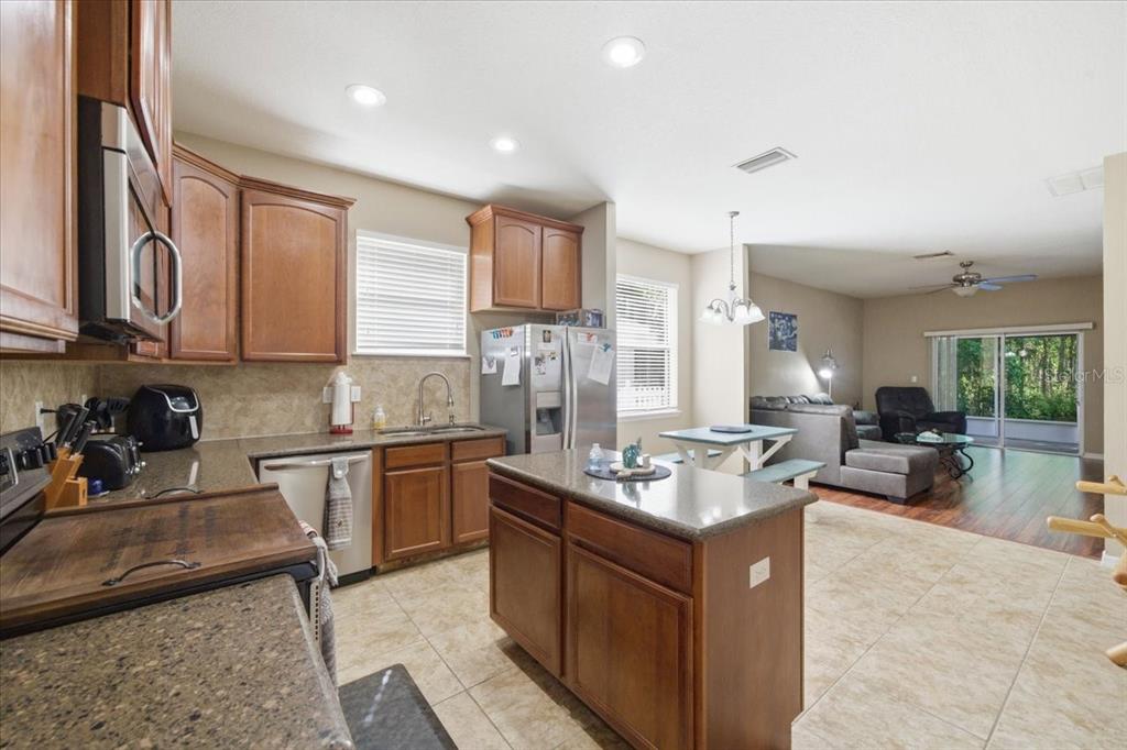 11844 Colony Lakes Boulevard New Port Richey, FL 34654 - Photo 12 of 49