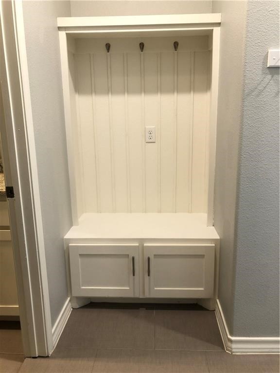 14834 Aquarius Street Corpus Christi, TX 78418 - Photo 14 of 34 a bathroom with a bathtub