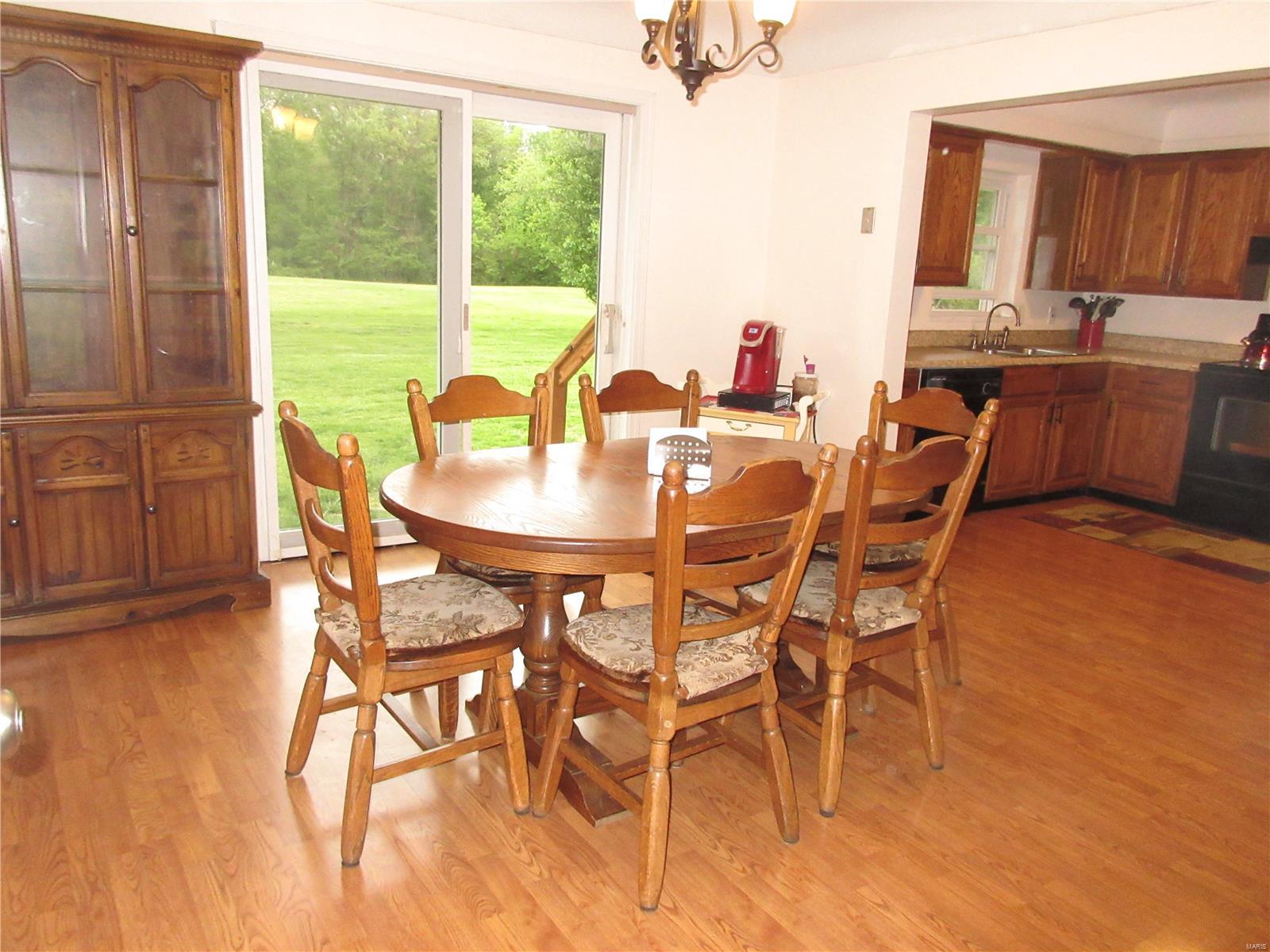 2316 Staunton Road Troy, IL 62294 - Photo 14 of 25 Gallery Image 14