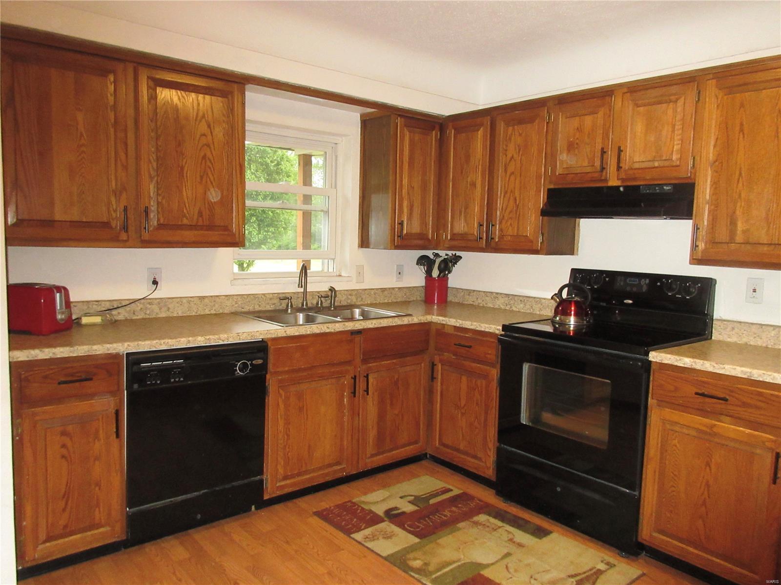 2316 Staunton Road Troy, IL 62294 - Photo 9 of 25 Gallery Image 9