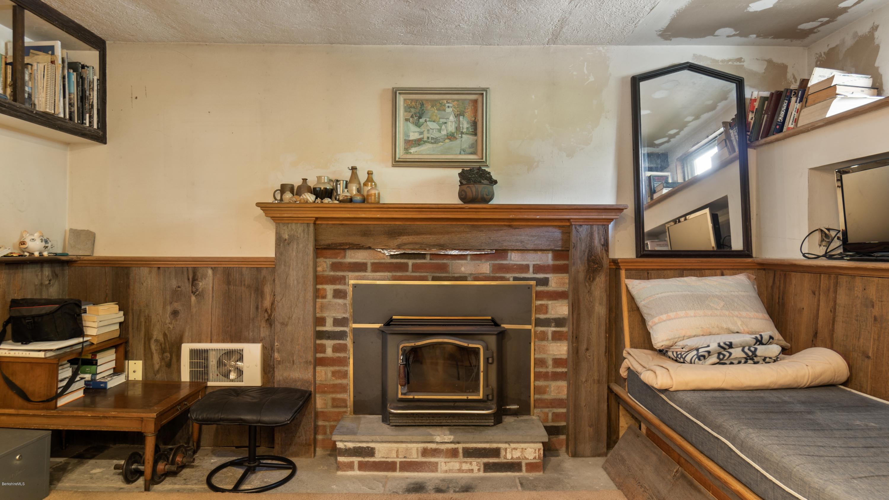 91 Tyringham Road Monterey, MA 01245 - Photo 17 of 32 Living