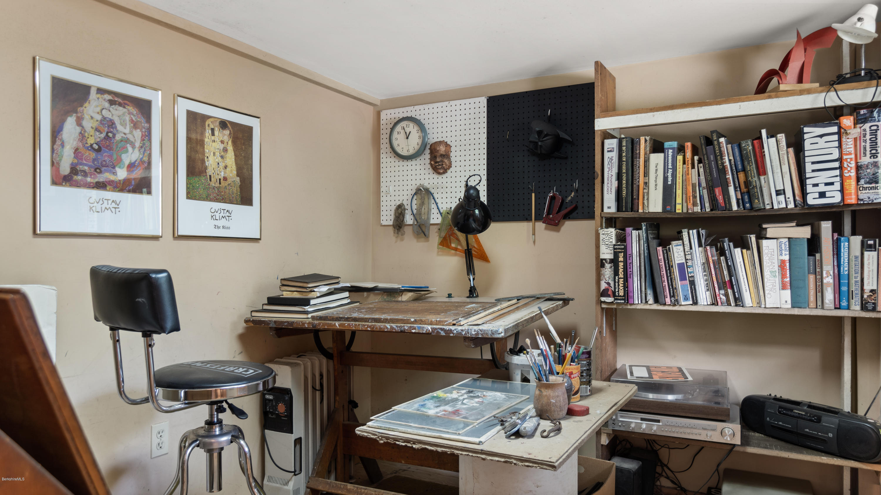 91 Tyringham Road Monterey, MA 01245 - Photo 19 of 32 Office