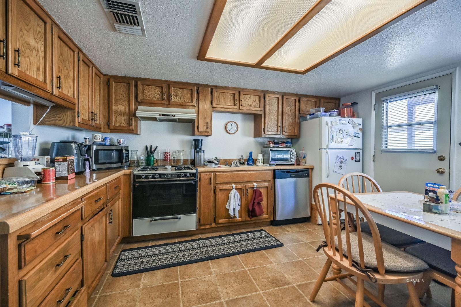 708 North Florence Street Ridgecrest, CA 93555 - Photo 9 of 41 Gallery Image 9