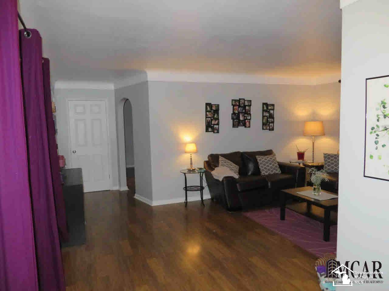 280 Ruff Drive Monroe, MI 48162 - Photo 2 of 21