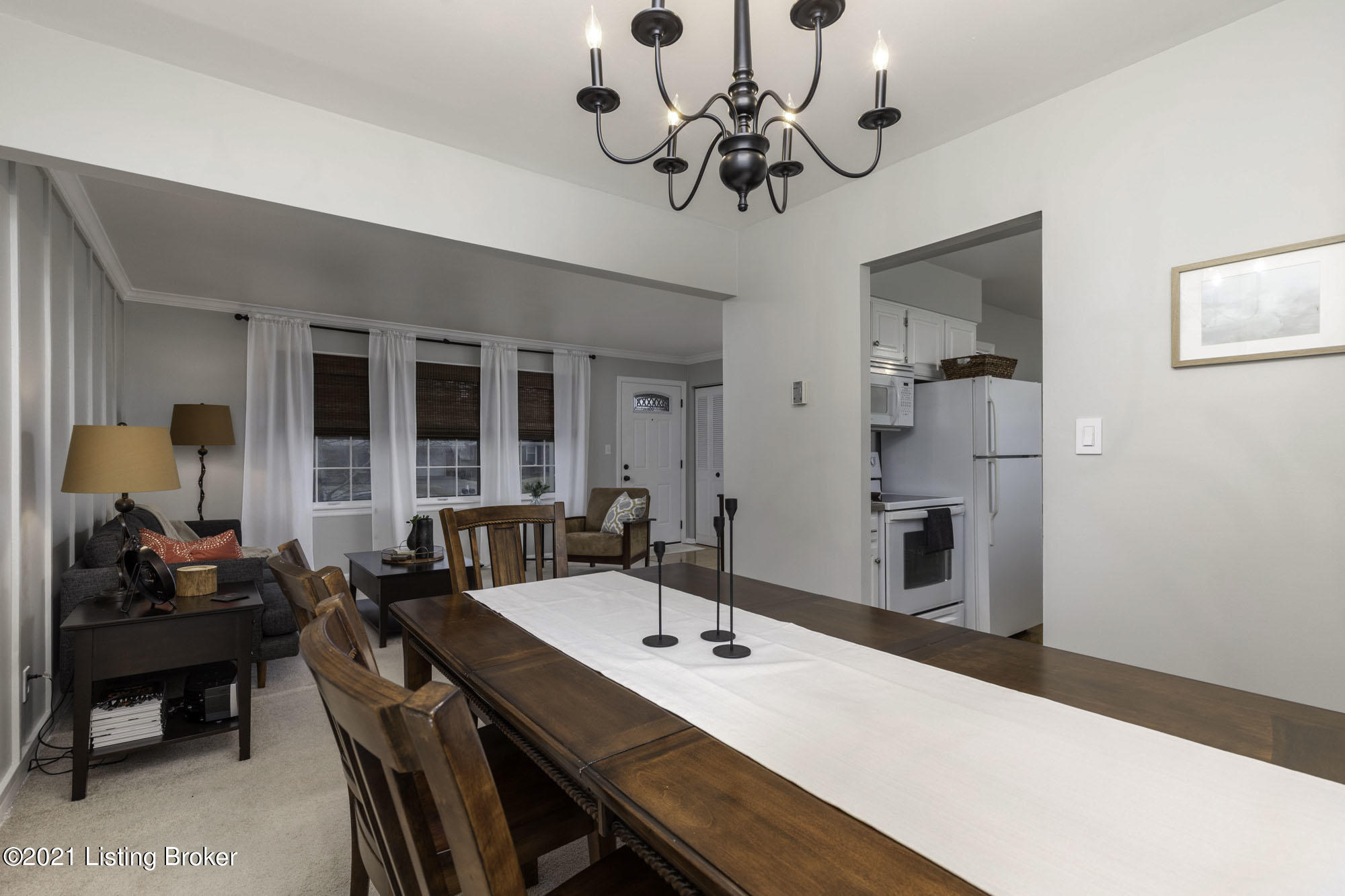 2107 Janlyn Road Jeffersontown, KY 40299 - Photo 11 of 53 Dining Room