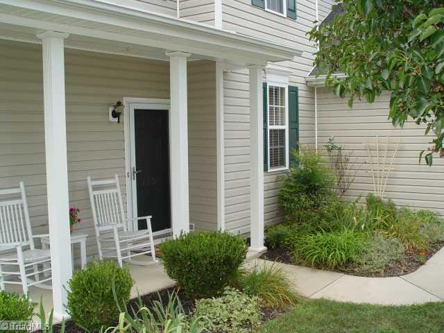 115 Salem Ridge Court Clemmons, NC 27012 - Photo 2 of 16 Exterior Front.