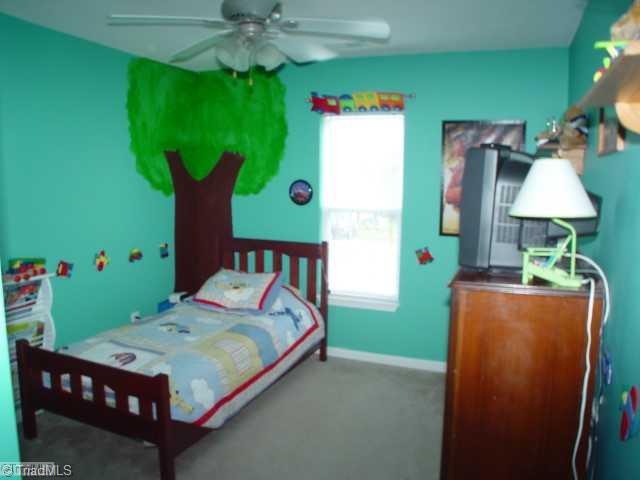 115 Salem Ridge Court Clemmons, NC 27012 - Photo 12 of 16 3rd Bedroom.