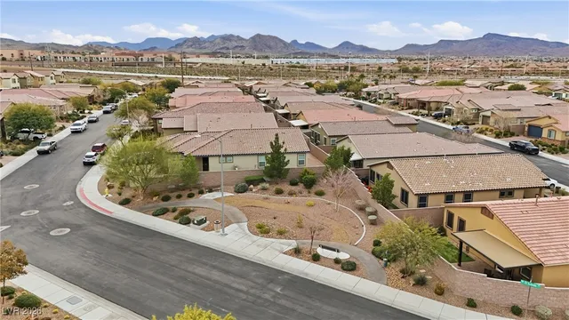 $499,999 | 1305 Paseo Del Oso Lane, Henderson, NV 89002