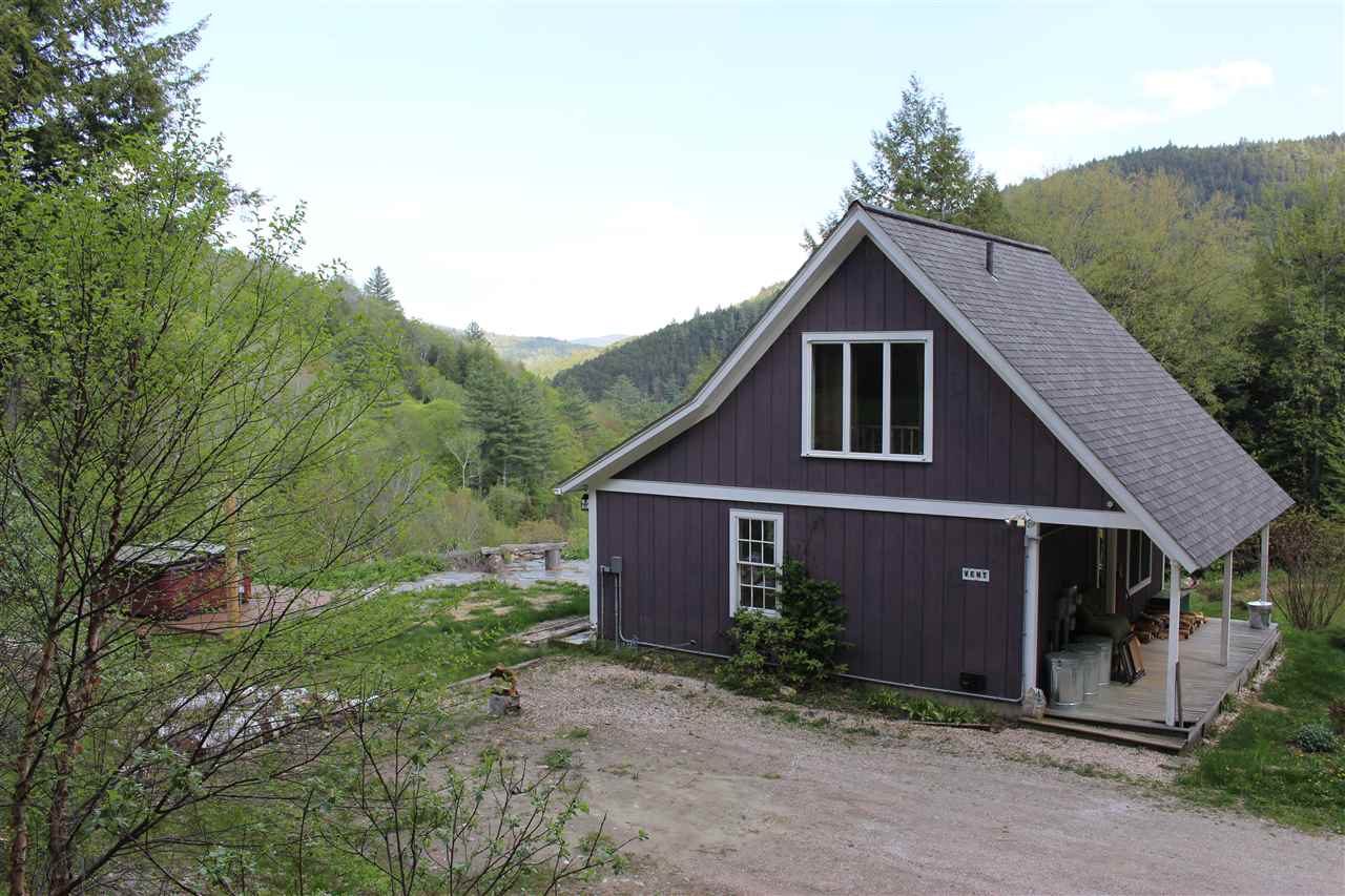 320 Mountain View Road Bridgewater, VT 05034 - Photo 3 of 31