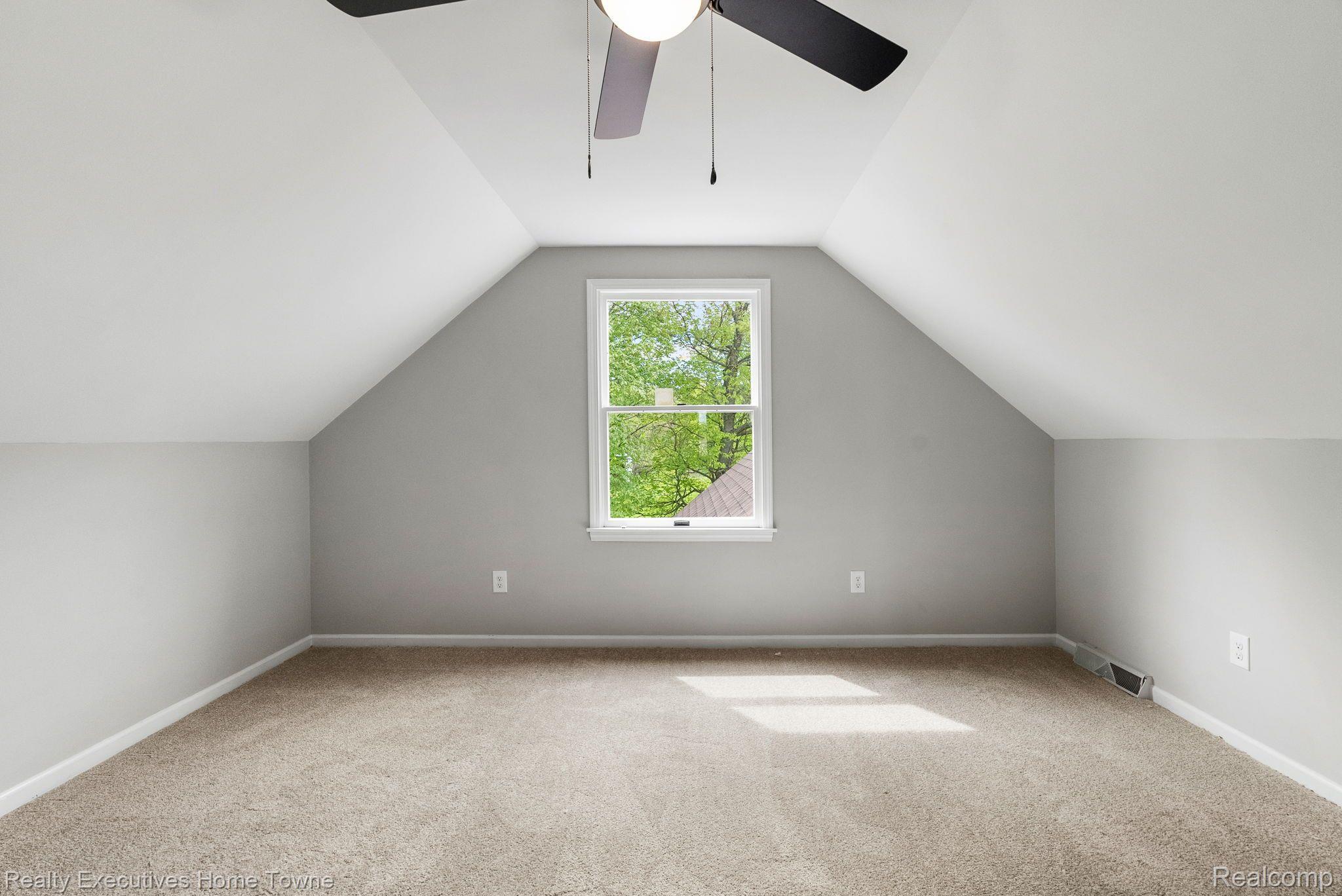 3228 Wagner Road Croswell, MI 48422 - Photo 33 of 59 Upper Bedroom