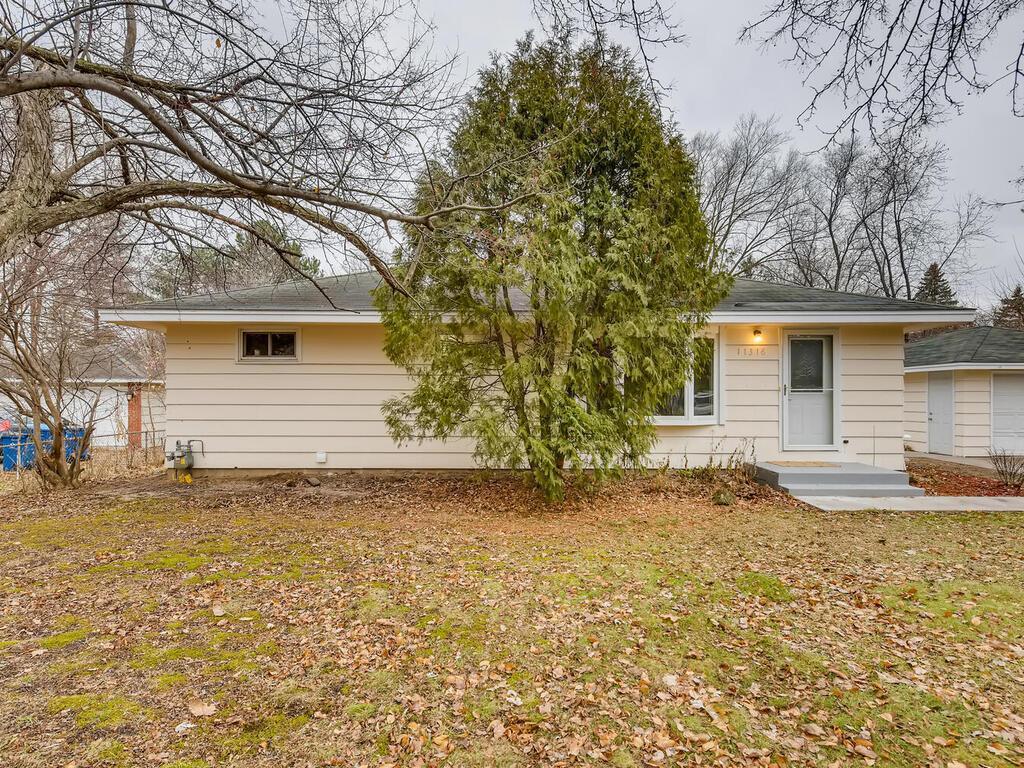 11316 Kell Road Bloomington, MN 55437 - Photo 2 of 27