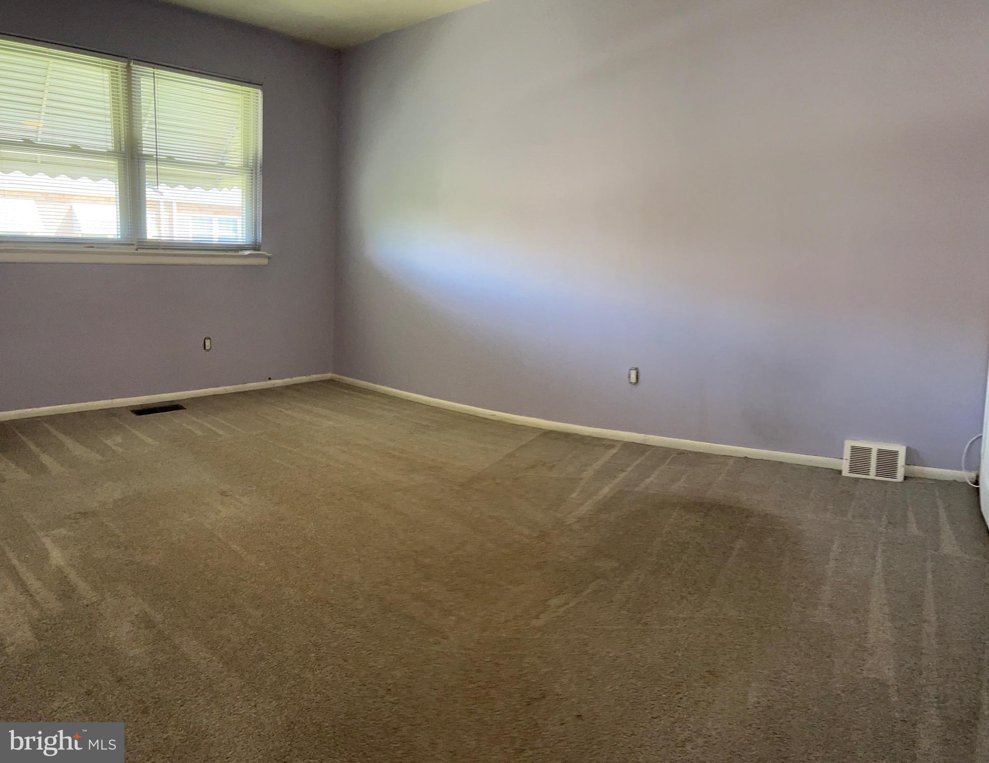 3568 Kyle Road Philadelphia, PA 19154 - Photo 20 of 39 Larger of the upper bedrooms