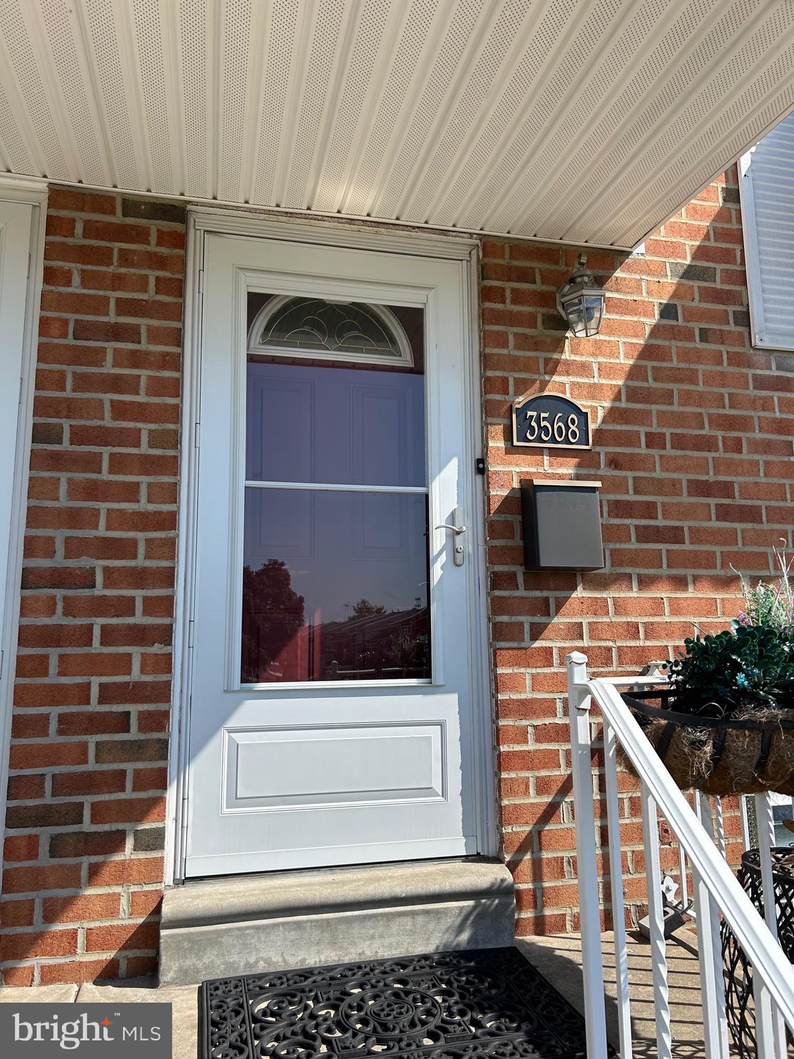 3568 Kyle Road Philadelphia, PA 19154 - Photo 6 of 39 Steel entry door