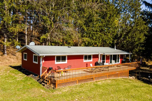 $949,000 | 19249 Highway 56, Marshall, WI 53581