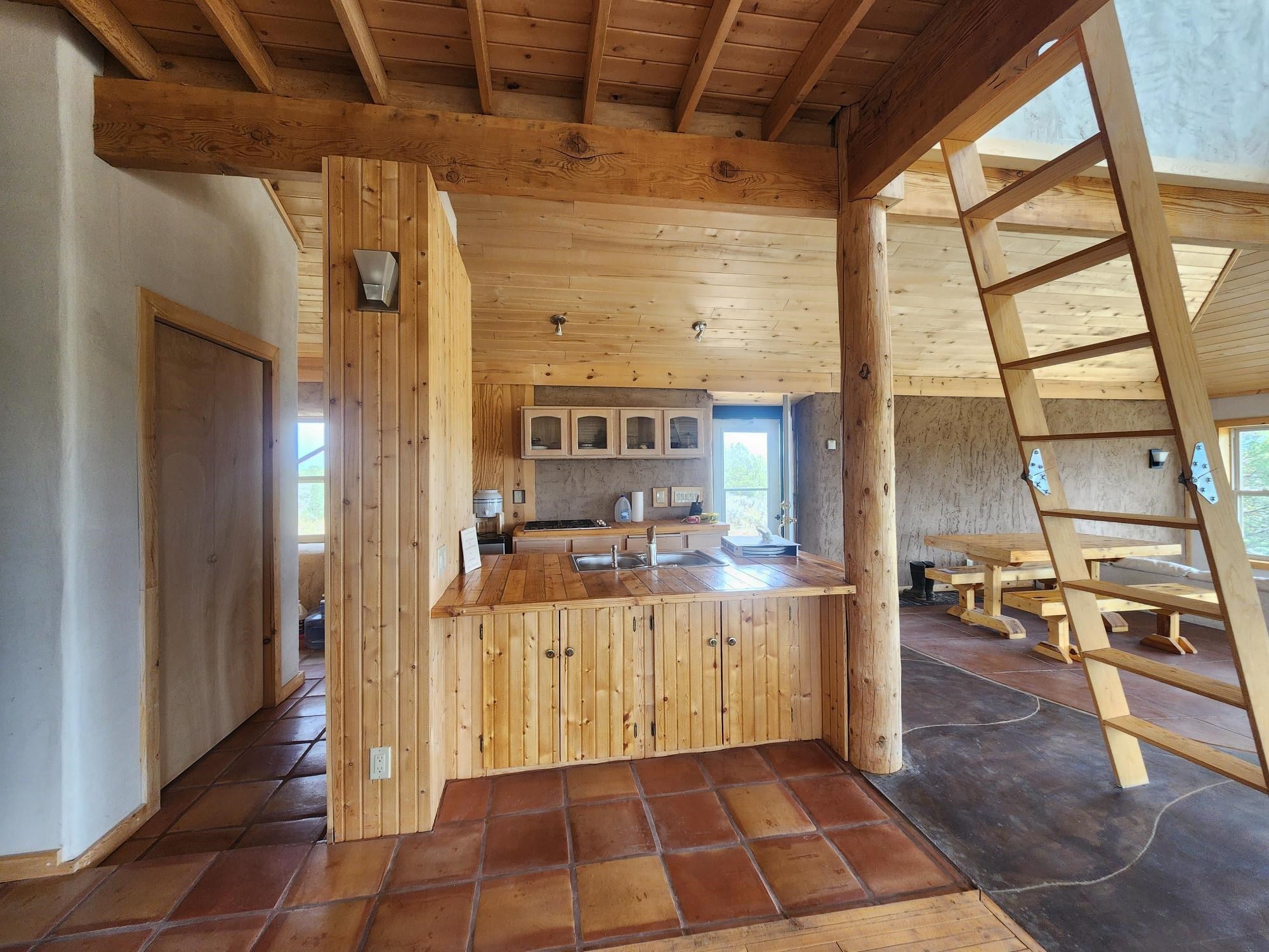 17 Aguaje Road Carson, NM 87517 - Photo 7 of 37
