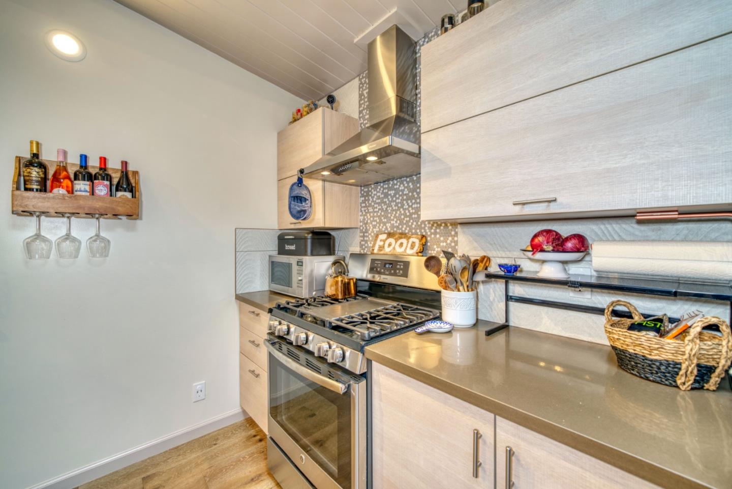 506 Isabella Road El Granada, CA 94019 - Photo 13 of 40 Gallery Image 13