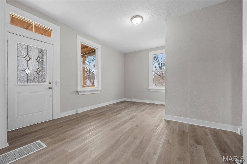 220 West Adams Street O'Fallon, IL 62269 - Photo 5 of 25 Gallery Image 5