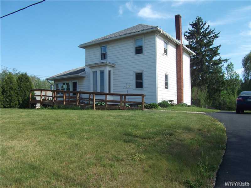 3956 North Ridge Road Cambria, NY 14094 - Photo 1 of 1 Exterior Front.