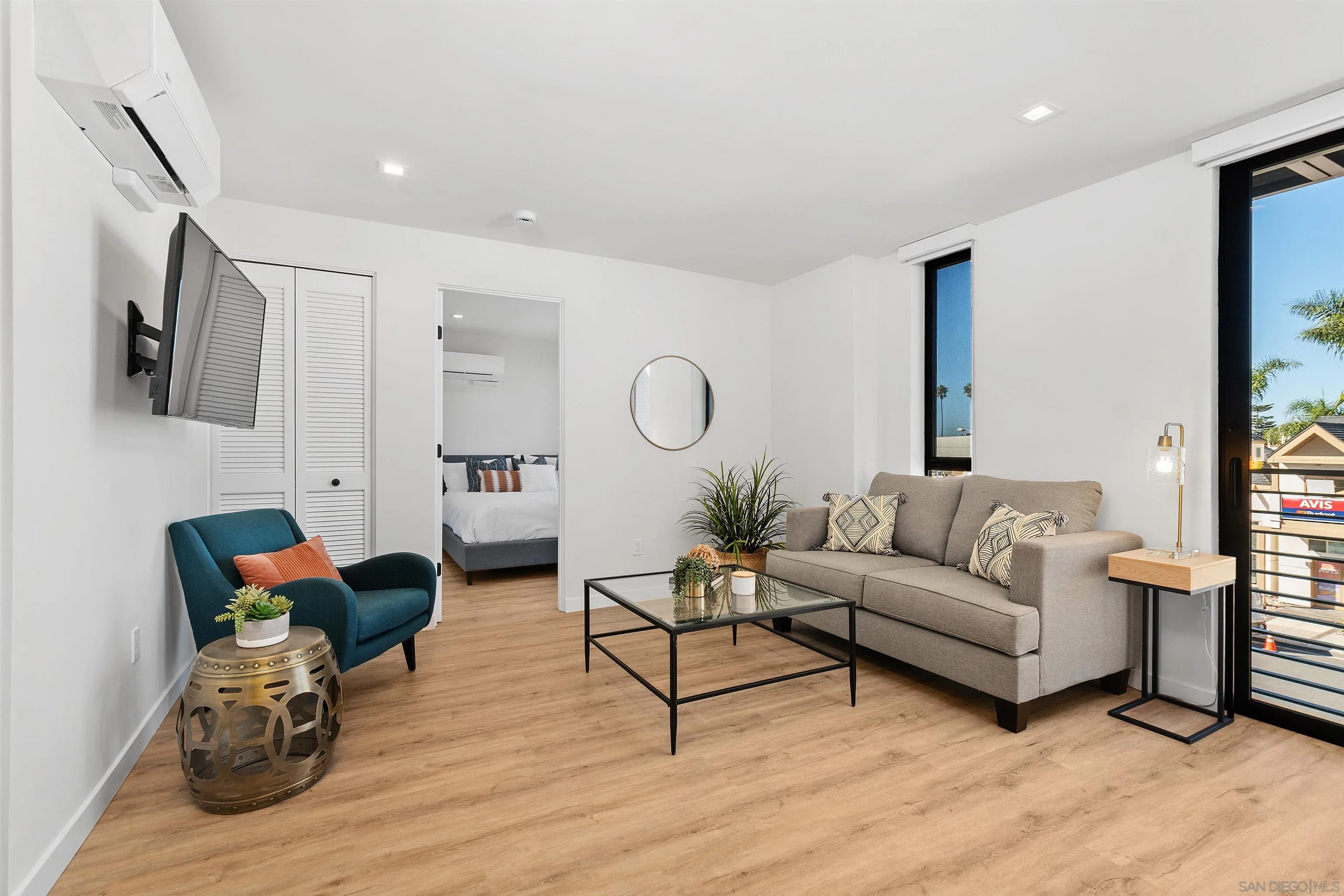 1111 Torrey Pines Road, Unit 200 La Jolla, CA 92037 - Photo 6 of 12