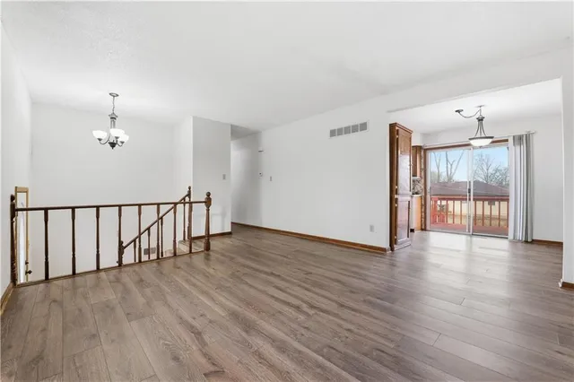 $234,000 | 504 Southwest Persels Road, Lee's Summit, MO 64081