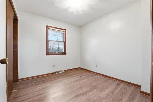 $234,000 | 504 Southwest Persels Road, Lee's Summit, MO 64081